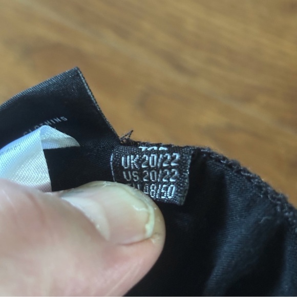 ModCloth Black Cat Print Leggings in size 2x - Picture 8 of 9